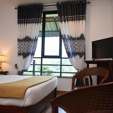 Centauria Hill Resort Ratnapura Luaran gambar