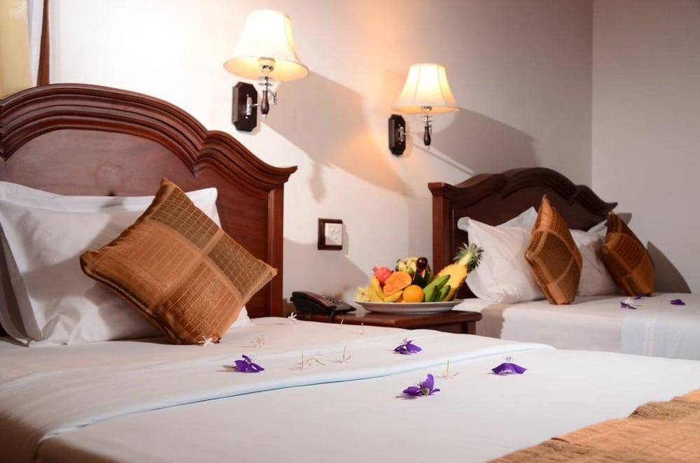 Centauria Hill Resort Ratnapura Luaran gambar