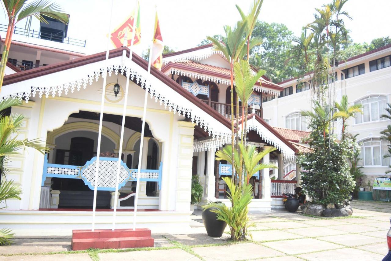 Centauria Hill Resort Ratnapura Luaran gambar