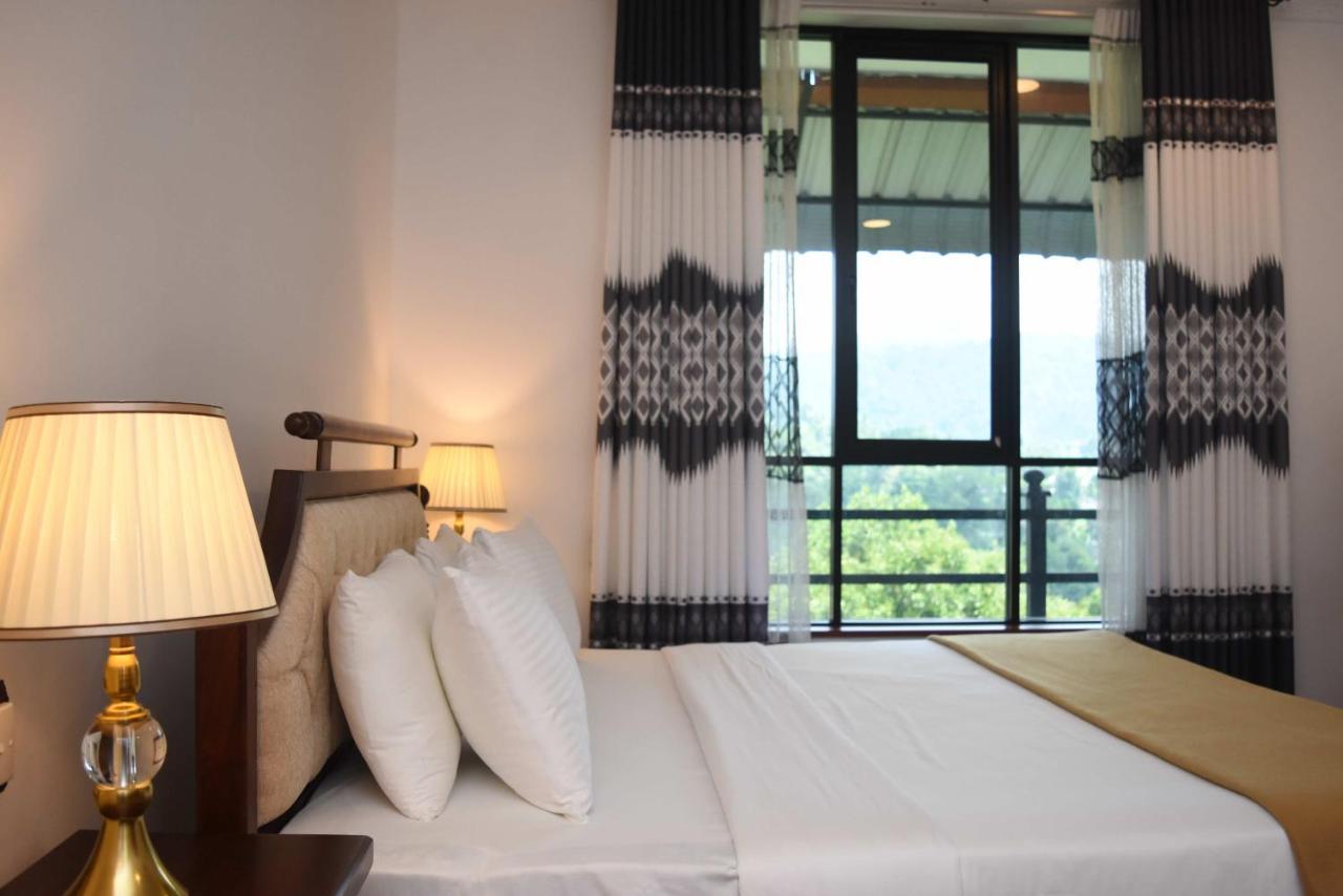 Centauria Hill Resort Ratnapura Luaran gambar