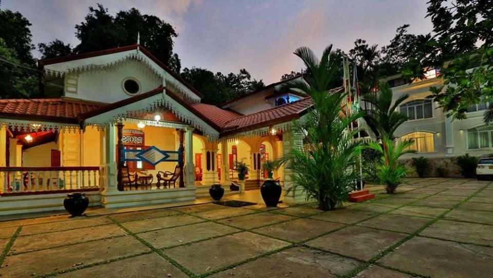 Centauria Hill Resort Ratnapura Luaran gambar
