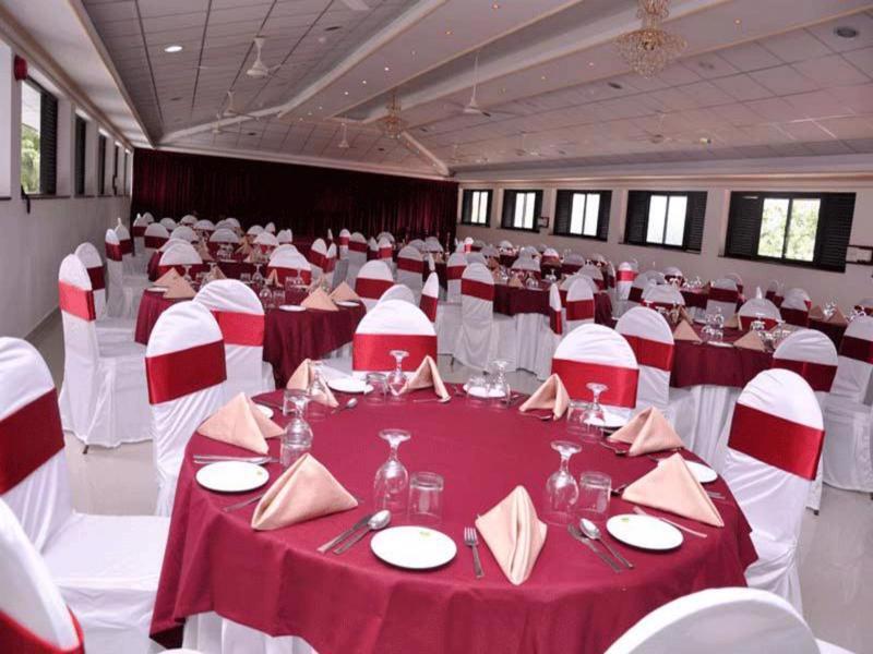 Centauria Hill Resort Ratnapura Luaran gambar