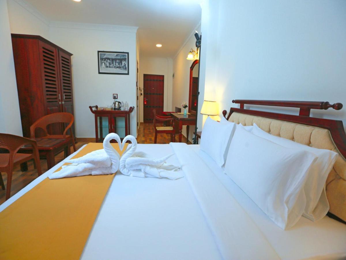 Centauria Hill Resort Ratnapura Luaran gambar