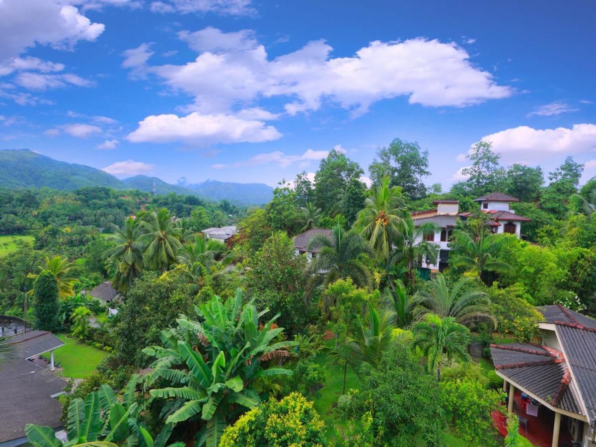 Centauria Hill Resort Ratnapura Luaran gambar